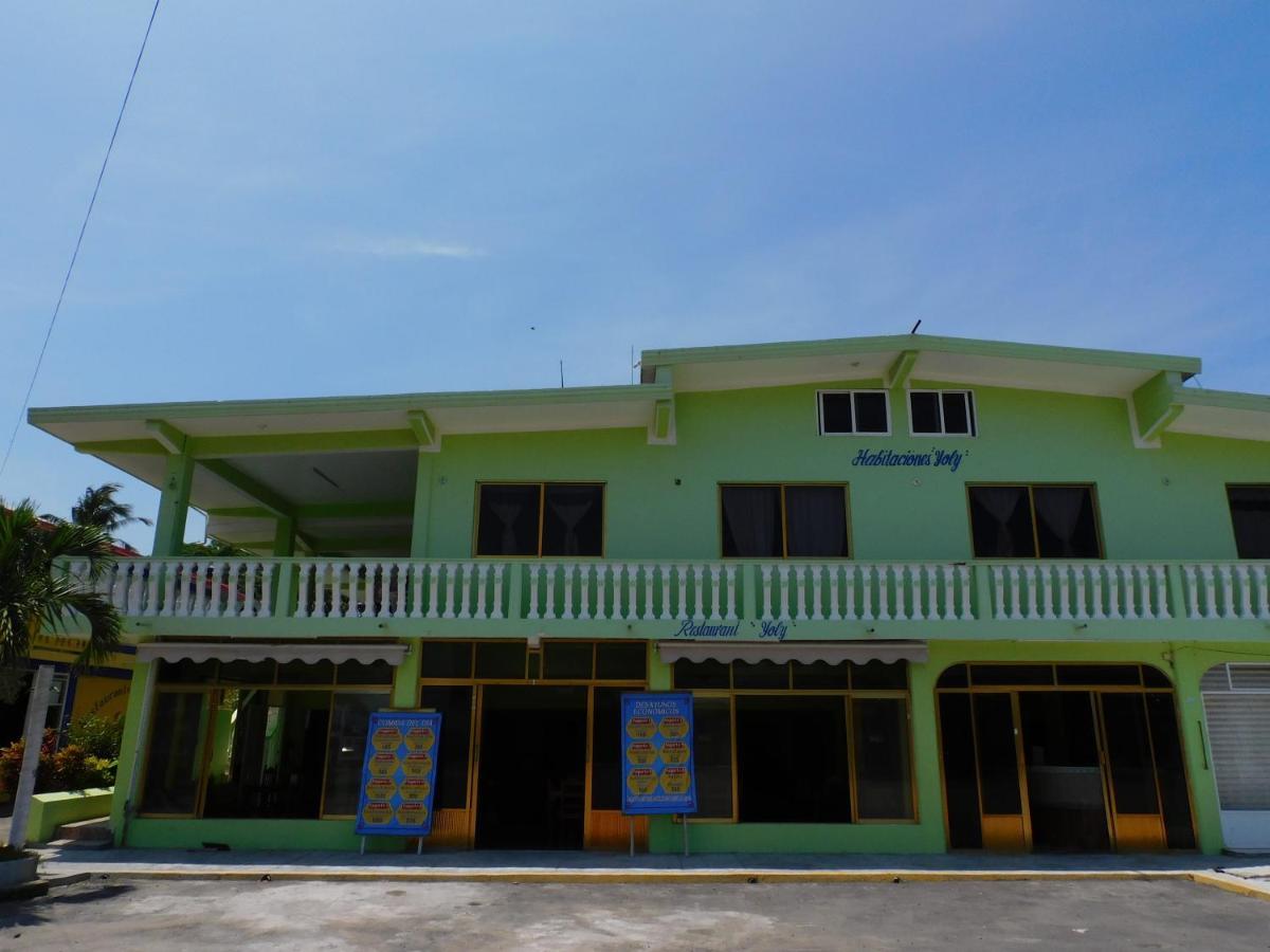 Hotel Casa De Huespedes Yoli By Rotamundos Playa Chachalacas Exterior foto