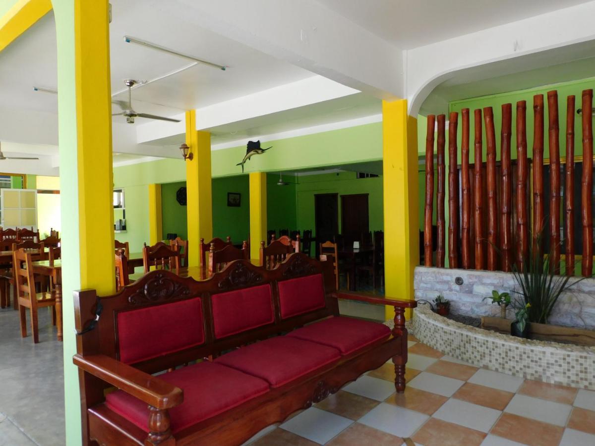 Hotel Casa De Huespedes Yoli By Rotamundos Playa Chachalacas Exterior foto